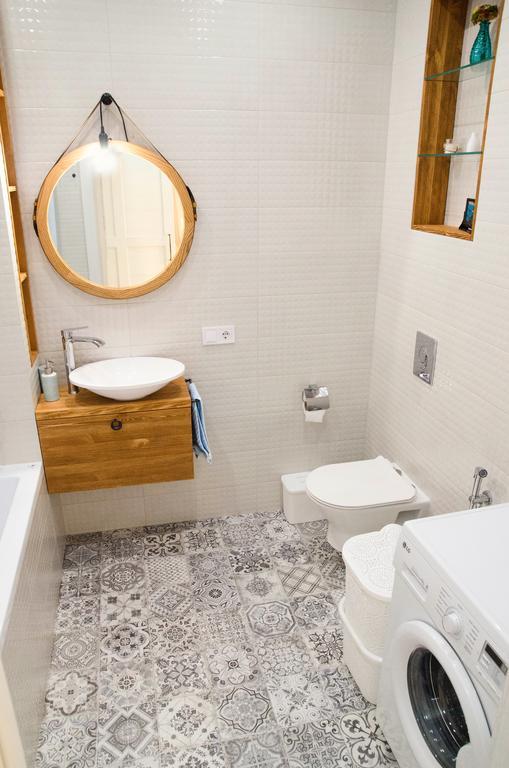 Bright Apartment In Arkadia Одеса Екстериор снимка