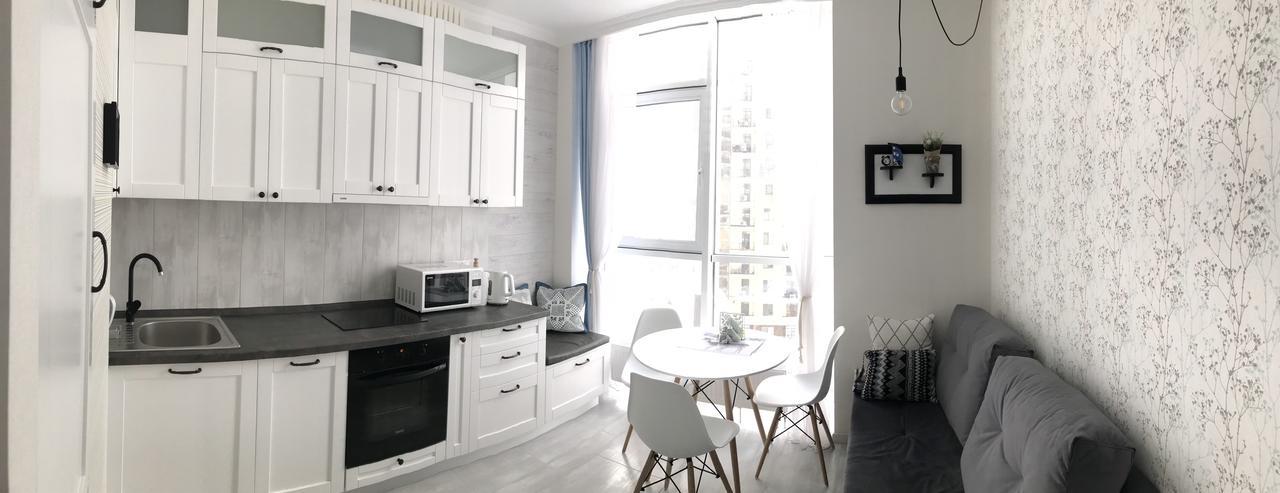 Bright Apartment In Arkadia Одеса Екстериор снимка